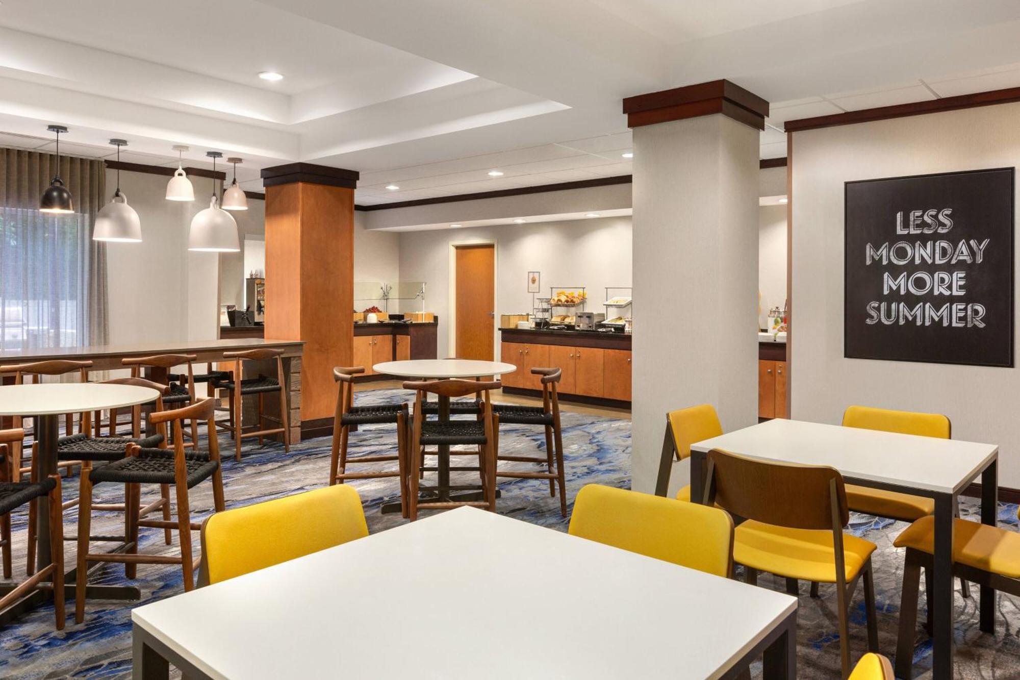 Fairfield Inn & Suites Jacksonville West/Chaffee Point Exterior photo
