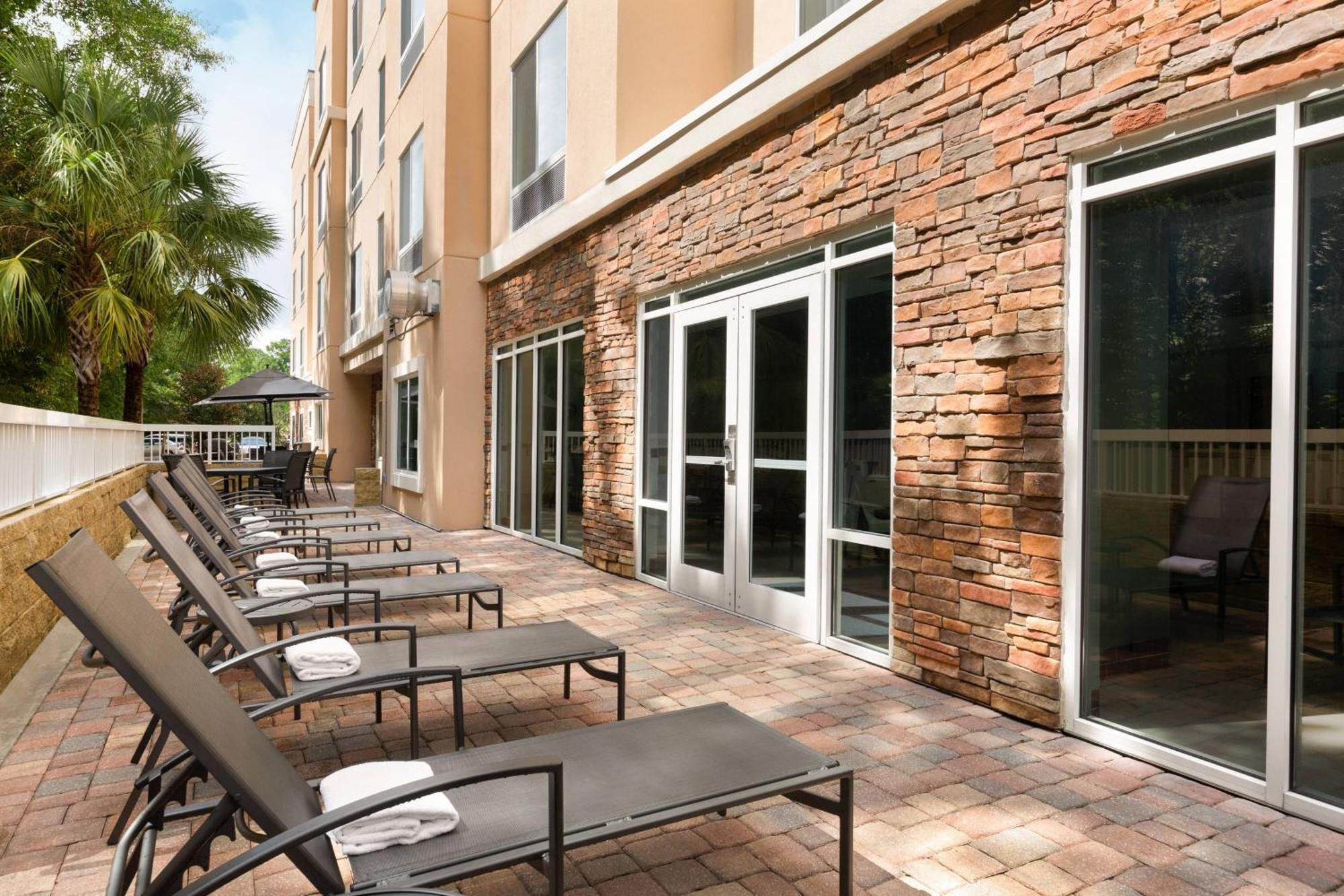 Fairfield Inn & Suites Jacksonville West/Chaffee Point Exterior photo
